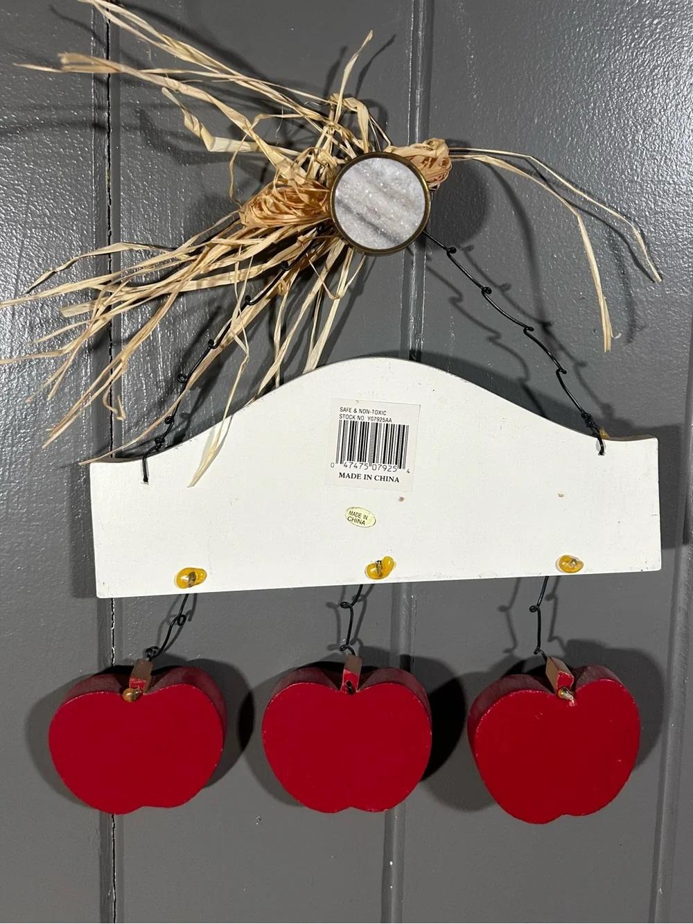 Wooden Farmhouse-style Apple Welcome Sign